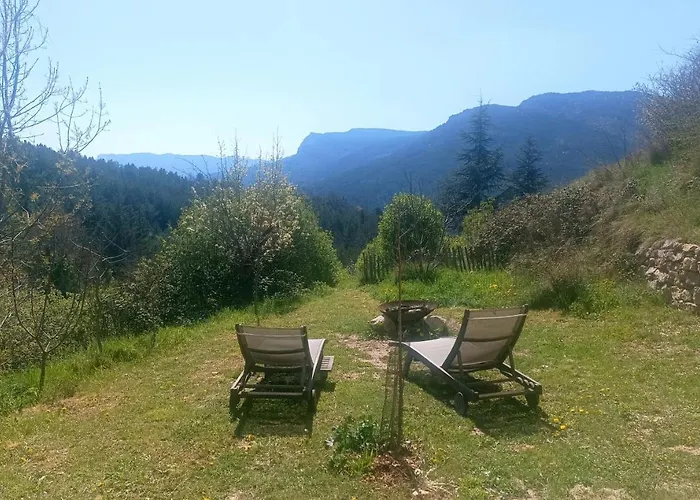 La Ferme Du Chant De Cailloux Die