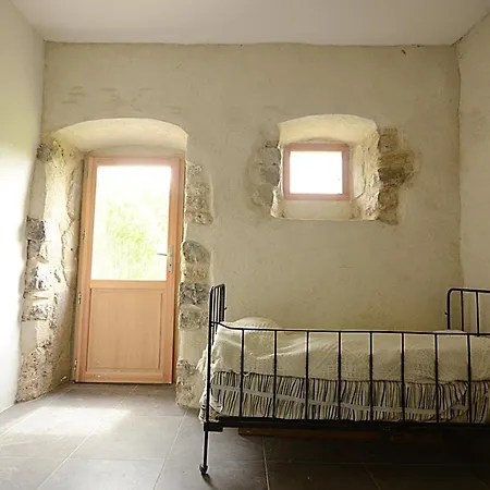 La Ferme Du Chant De Cailloux * Die